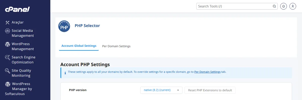 cPanel PHP Sürümü Seç ekranı — CloudLinux PHP Selector ile uzantı (extension) yönetimi